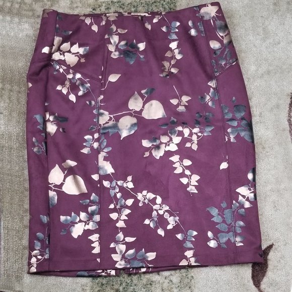 Andrew Marc Women Size L Suede Metallic Floral Skirt  NWT - Picture 1 of 7